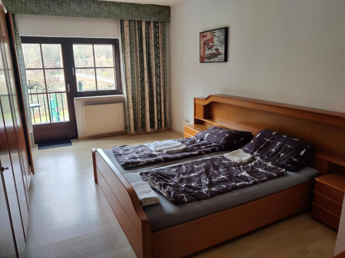 Landhotel Mariensaeule Wernstein am Inn Bagian luar foto